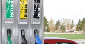 Lee más sobre el artículo ¿Cuándo es más barato echar gasolina?