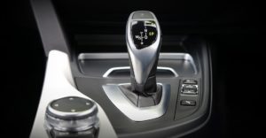 Lee más sobre el artículo Cómo conducir un coche automático
