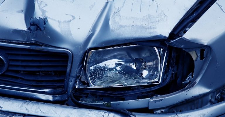 Lee más sobre el artículo ¿Cubre el seguro del coche un accidente en estado de alarma?